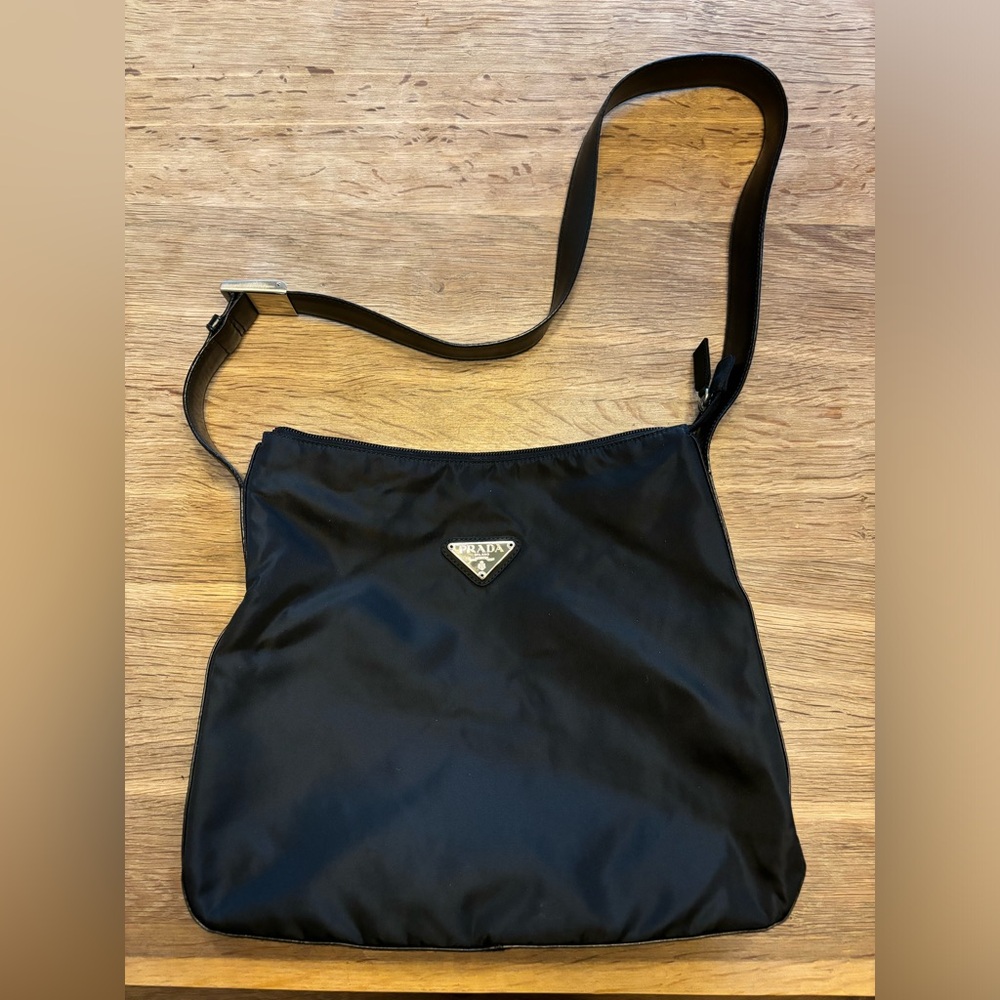 Prada Black Tessuto Nylon and Leather Handbag B6242